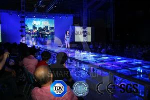Mode draagbare aluminium show buitenevenement podiumplatform Truss